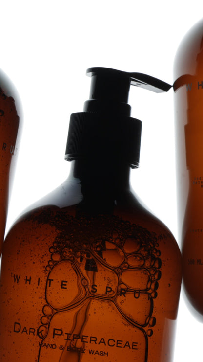 DARK PIPERACEAE Hand & Body Wash — деталь флакона, White Sprut
