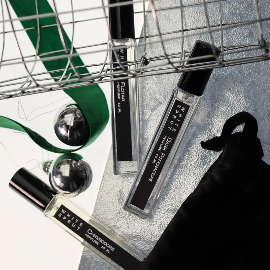 Три парфуми White Sprut